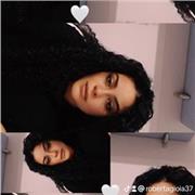 Laureata in lingue offre lezioni di inglese, francese, spagnolo, materie letterarie ed aiuto compiti. annuncio rivolto a tutti.